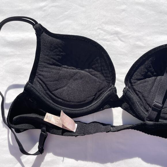 Victoria’s Secret Y2K Black Velvet Push Up Bra 34A Underwire Whimsigoth Vamp - Picture 3 of 3
